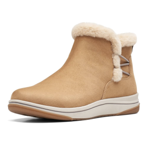 Read more about the article Cozy Winter Fashion Essentials to Elevate Your Style in 2026